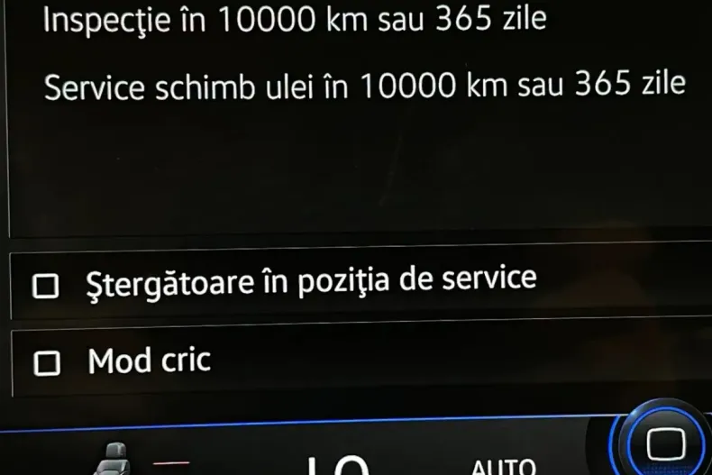 Volkswagen Touareg din 2023 cu 41.918 km - oferta VOL253184 - foto 11