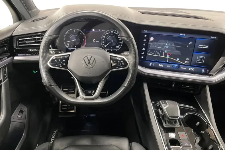 Volkswagen Touareg din 2023 cu 41.918 km - oferta VOL253184 - foto 34