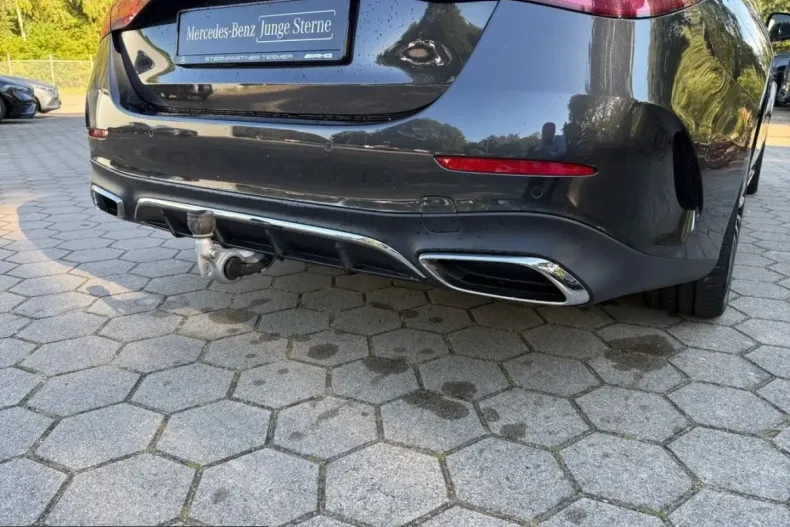 Mercedes-Benz E 400 (Clasa E) din 2025 cu 8.578 km - oferta MER253186 - foto 11