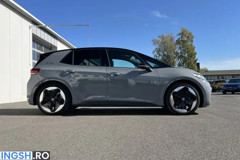 Volkswagen ID.3 din 2025 cu 14.115 km - oferta VOL253188 - foto 4