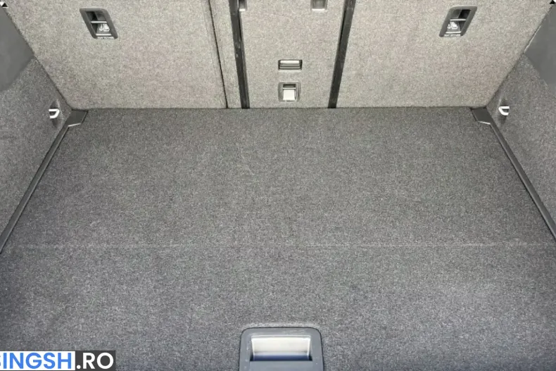 Volkswagen ID.3 din 2025 cu 14.115 km - oferta VOL253188 - foto 29