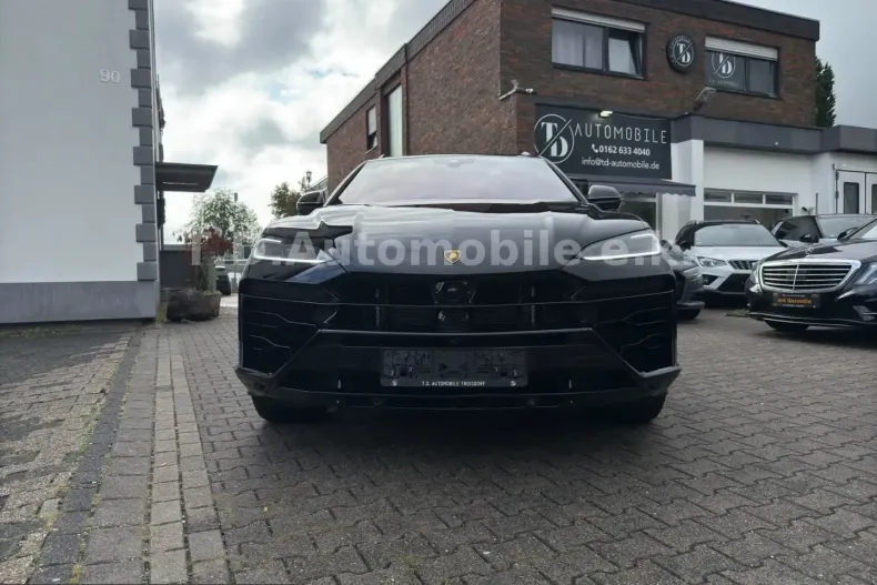 Lamborghini Urus din 2025 cu 18.700 km - oferta LAM253191 - foto 2