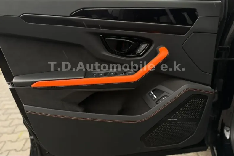 Lamborghini Urus din 2025 cu 18.700 km - oferta LAM253191 - foto 14