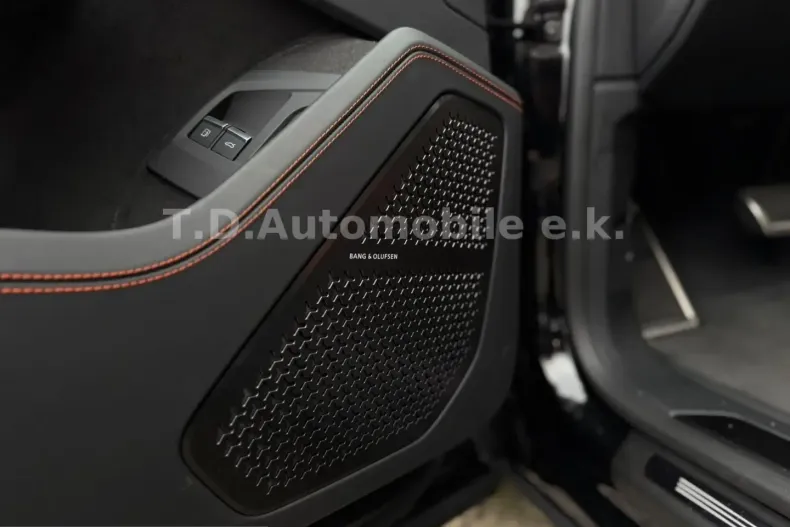 Lamborghini Urus din 2025 cu 18.700 km - oferta LAM253191 - foto 15