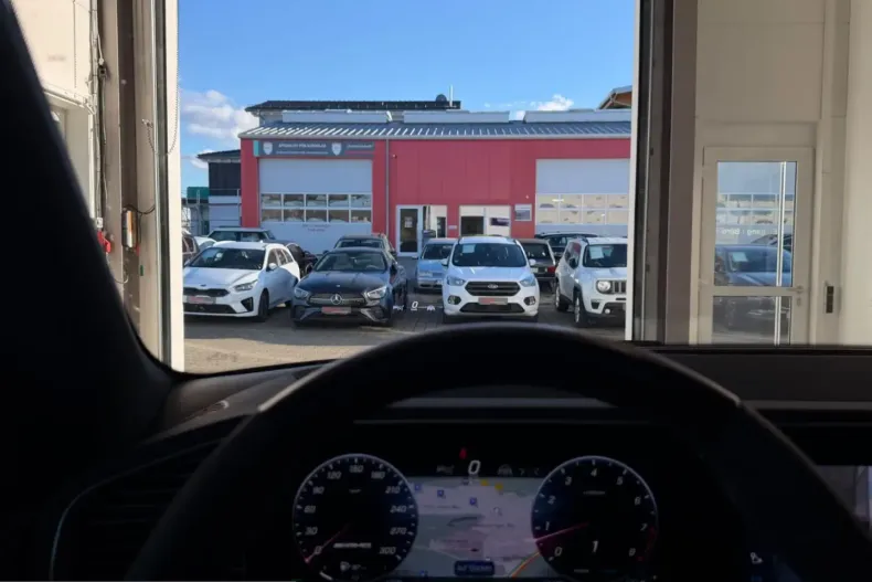 Mercedes-Benz GLE 63 AMG (Clasa GLE) din 2024 cu 46.400 km - oferta MER253194 - foto 18
