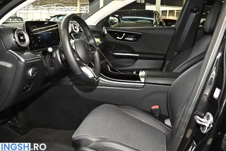 Mercedes-Benz C 300 (Clasa C) din 2026 cu 21.698 km - oferta MER253205 - foto 6