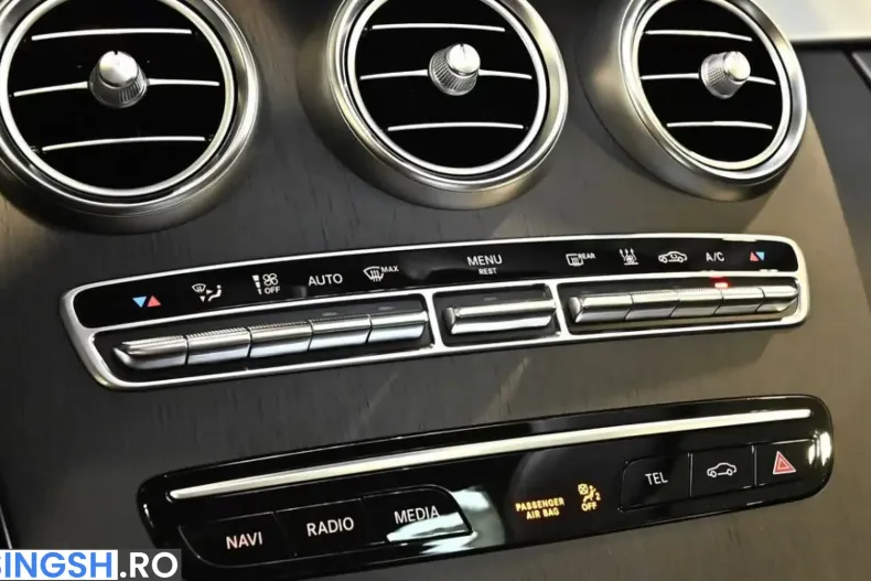 Mercedes-Benz C 300 (Clasa C) din 2024 cu 26.189 km - oferta MER253208 - foto 10
