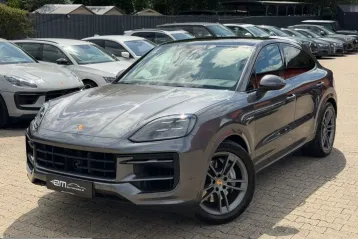 Porsche Cayenne din 2023 - oferta POR253219