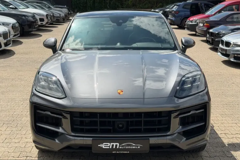 Porsche Cayenne din 2023 cu 84.000 km - oferta POR253219 - foto 3