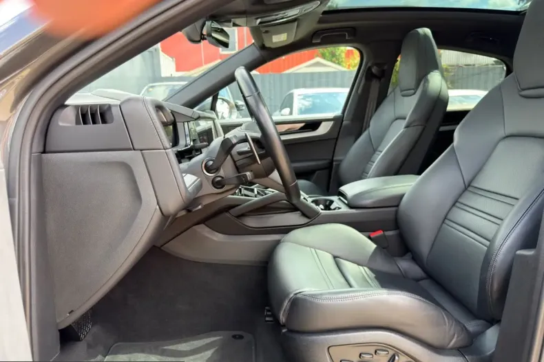 Porsche Cayenne din 2023 cu 84.000 km - oferta POR253219 - foto 14