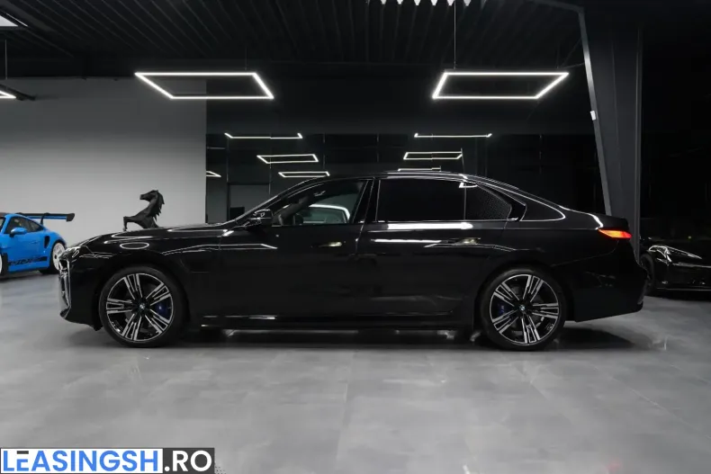 BMW 750 (Seria 7) din 2023 cu 61.000 km - oferta BMW253221 - foto 4