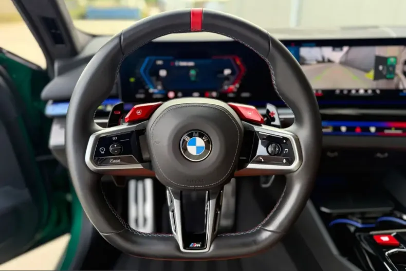 BMW M5 (Seria 5) din 2025 cu 32.288 km - oferta BMW253222 - foto 23