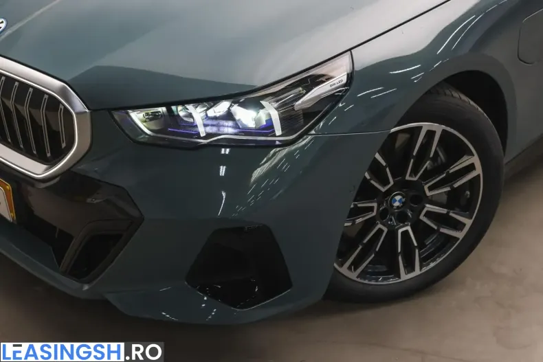 BMW 550 (Seria 5) din 2025 cu 27.111 km - oferta BMW253225 - foto 25