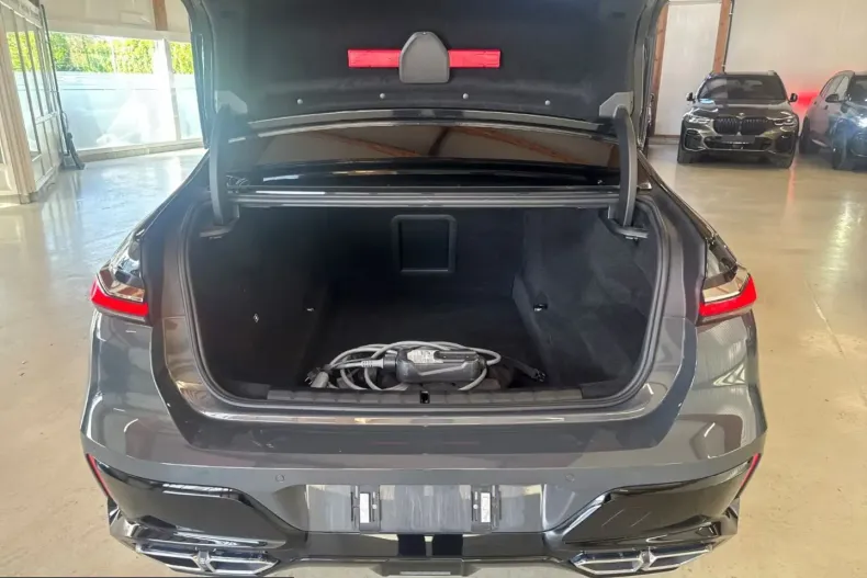 BMW M760 (Seria 7) din 2023 cu 41.092 km - oferta BMW253226 - foto 11