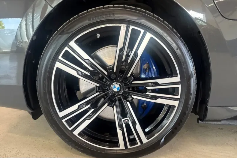 BMW M760 (Seria 7) din 2023 cu 41.092 km - oferta BMW253226 - foto 12