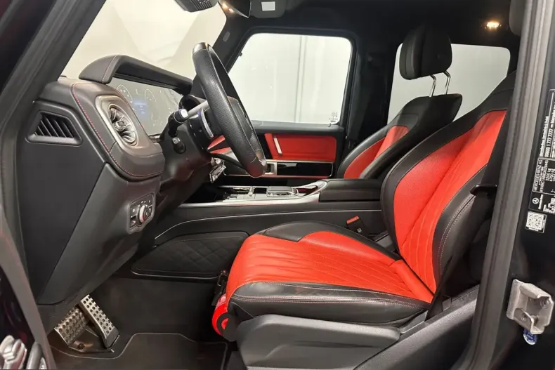 Mercedes-Benz G 450 (Clasa G) din 2024 cu 25.400 km - oferta MER253227 - foto 13