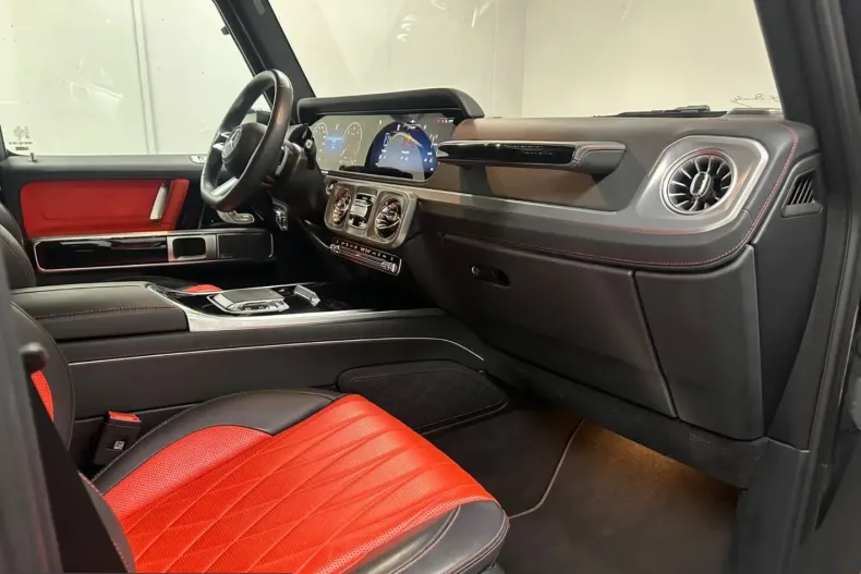 Mercedes-Benz G 450 (Clasa G) din 2024 cu 25.400 km - oferta MER253227 - foto 20