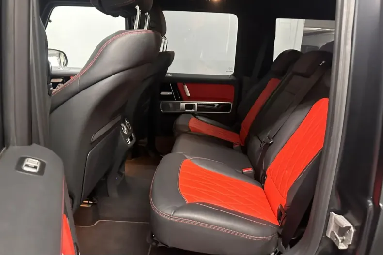 Mercedes-Benz G 450 (Clasa G) din 2024 cu 25.400 km - oferta MER253227 - foto 23