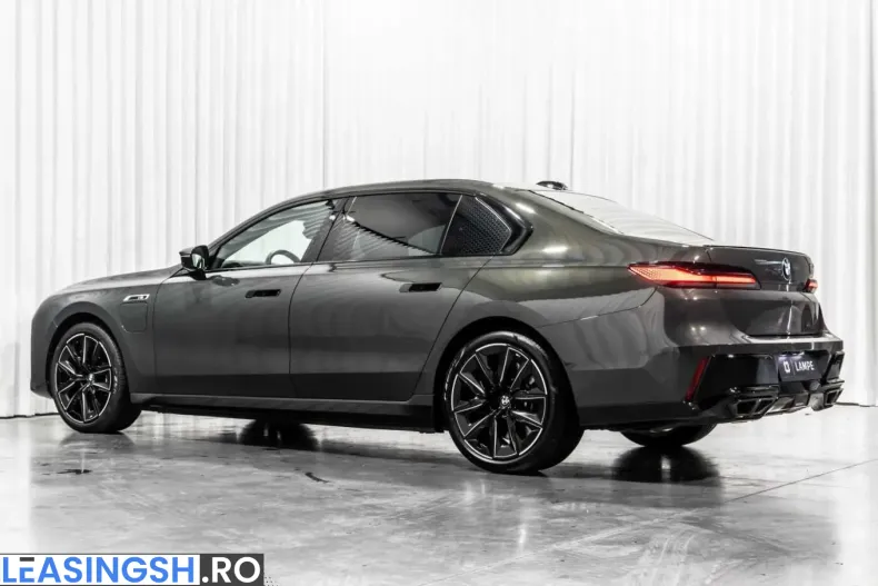 BMW M760 (Seria 7) din 2024 cu 59.337 km - oferta BMW253230 - foto 11