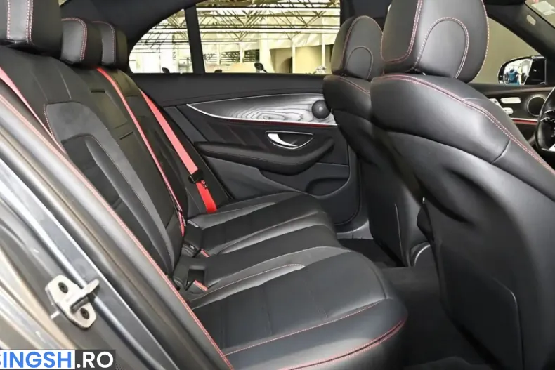 Mercedes-Benz E 53 AMG (Clasa E) din 2023 cu 25.009 km - oferta MER253233 - foto 11