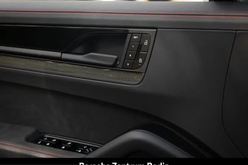 Porsche Cayenne din 2026 cu 6.175 km - oferta POR253241 - foto 25