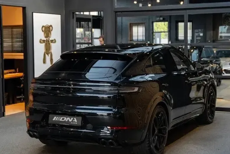 Porsche Cayenne din 2024 cu 26.123 km - oferta POR253242 - foto 23