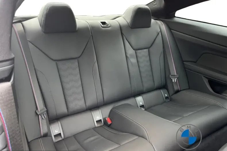 BMW M4 (Seria 4) din 2025 cu 24.677 km - oferta BMW253243 - foto 17