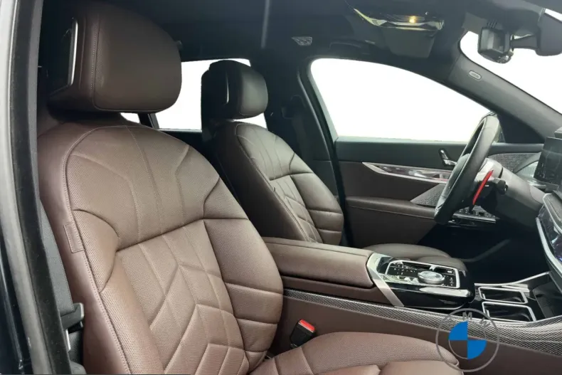 BMW M760 (Seria 7) din 2025 cu 29.646 km - oferta BMW253244 - foto 18