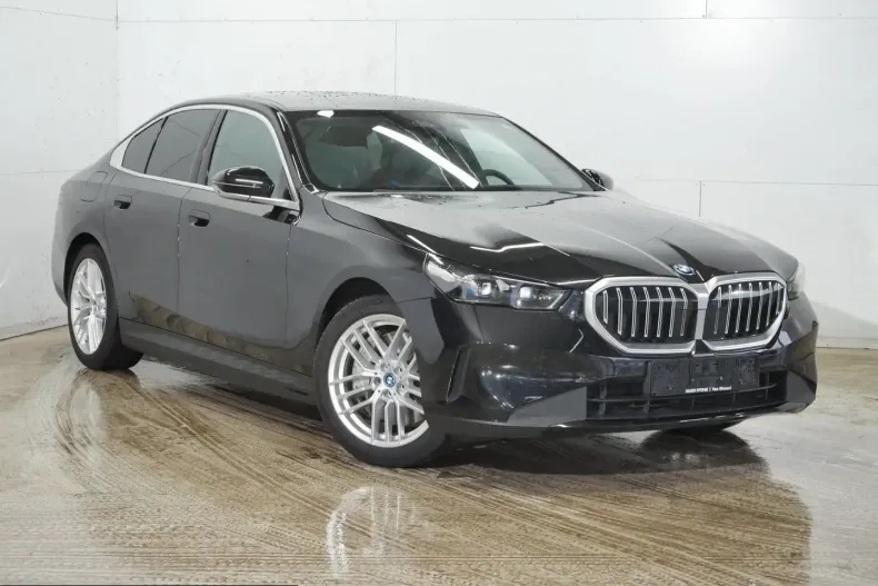 BMW 550 (Seria 5) din 2024 cu 23.937 km - oferta BMW253246 - foto 2