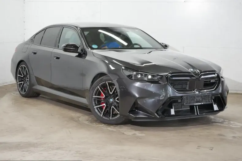 BMW M5 (Seria 5) din 2025 cu 6.400 km - oferta BMW253256 - foto 3