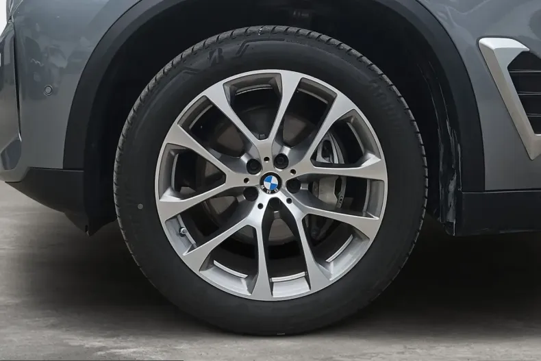 BMW X5 (Seria X) din 2024 cu 25.882 km - oferta BMW253260 - foto 17