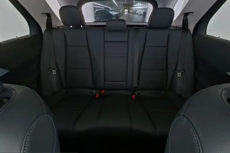 Mercedes-Benz GLE 350 (Clasa GLE) din 2025 cu 26.724 km - oferta MER253266 - foto 7