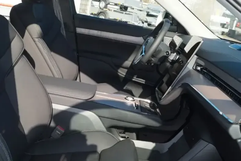 Volvo EX90 din 2025 cu 5.000 km - oferta VOL253268 - foto 11