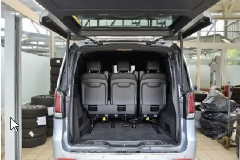 Mercedes-Benz V 300 (Clasa V) din 2025 cu 6.600 km - oferta MER253271 - foto 9
