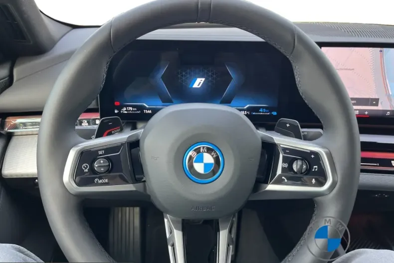 BMW 530 (Seria 5) din 2025 cu 1.448 km - oferta BMW253272 - foto 11