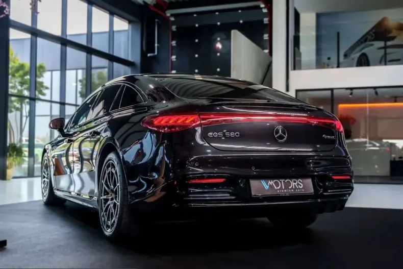 Mercedes-Benz EQS (Clasa S) din 2024 cu 18.324 km - oferta MER253278 - foto 3