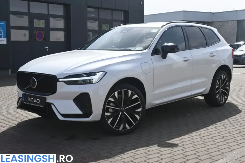 Volvo XC60 din 2025 cu 12.100 km - oferta VOL253282 - foto 1