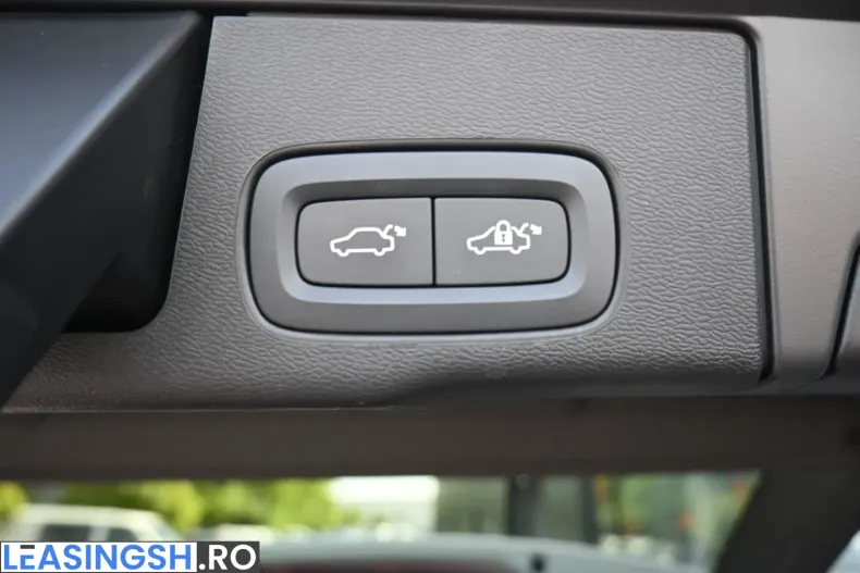 Volvo XC60 din 2025 cu 12.100 km - oferta VOL253282 - foto 18