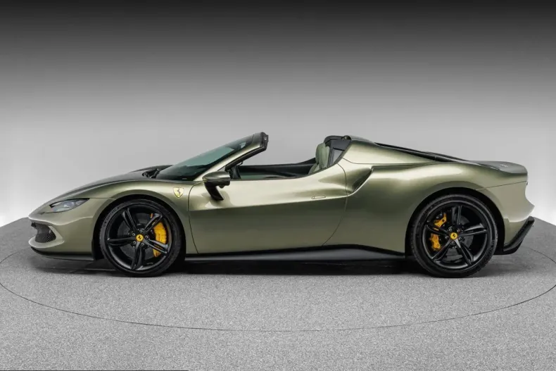 Ferrari 296 GTS din 2024 cu 8.400 km - oferta FER253284 - foto 2