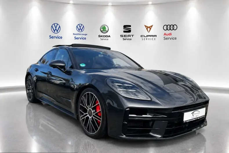 Porsche Panamera din 2024 cu 56.284 km - oferta POR253287 - foto 1