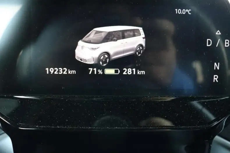 Volkswagen ID. Buzz din 2025 cu 19.529 km - oferta VOL253291 - foto 6
