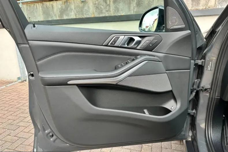 BMW X5 (Seria X) din 2023 cu 50.000 km - oferta BMW253295 - foto 24