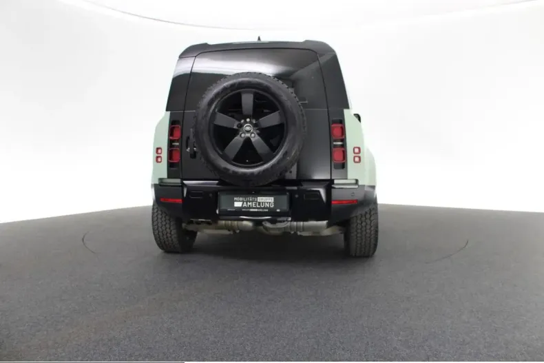 Land Rover Defender din 2024 cu 48.560 km - oferta LAN253299 - foto 4