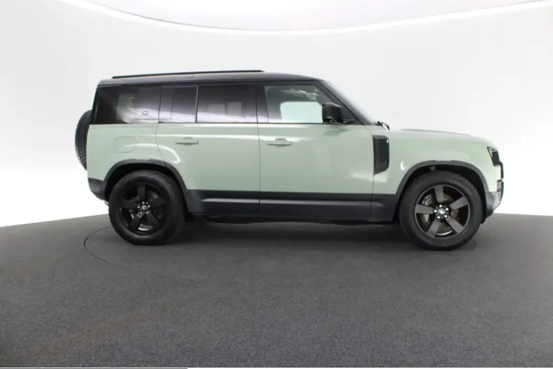 Land Rover Defender din 2024 cu 48.560 km - oferta LAN253299 - foto 6