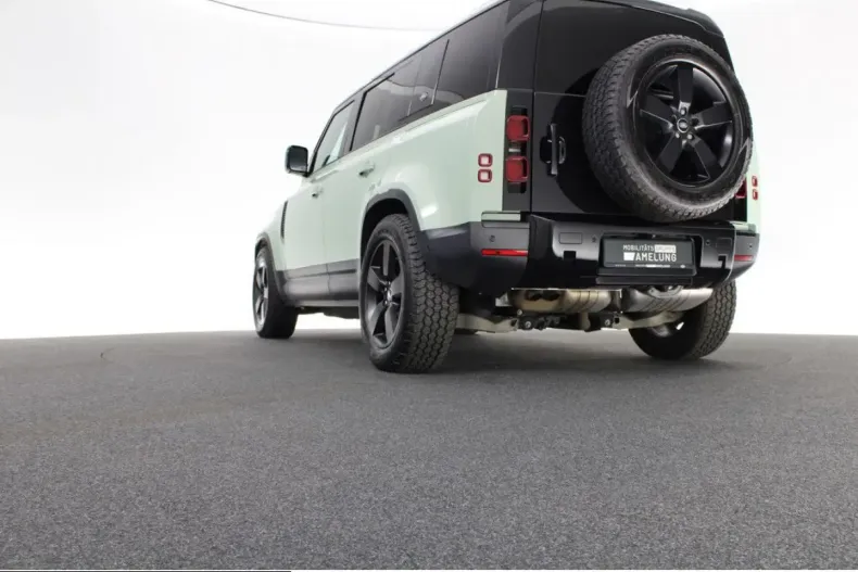 Land Rover Defender din 2024 cu 48.560 km - oferta LAN253299 - foto 10