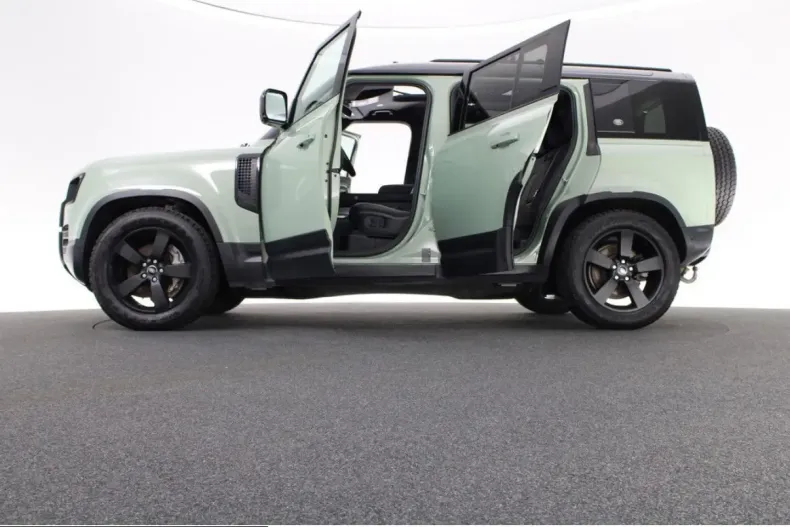 Land Rover Defender din 2024 cu 48.560 km - oferta LAN253299 - foto 15