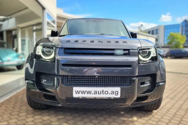 Land Rover Defender din 2024 cu 19.997 km - oferta LAN253300 - foto 4