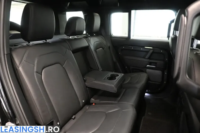 Land Rover Defender din 2024 cu 25.999 km - oferta LAN253301 - foto 14