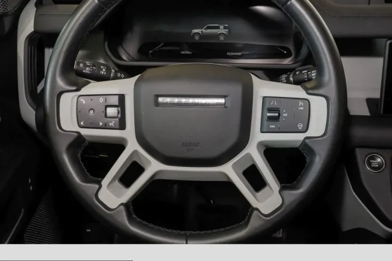 Land Rover Defender din 2024 cu 40.529 km - oferta LAN253303 - foto 14