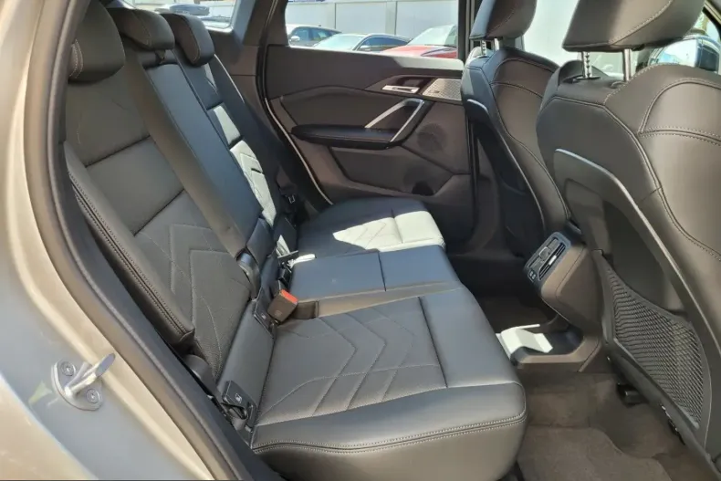 BMW X1 (Seria X) din 2024 cu 28.498 km - oferta BMW253309 - foto 10